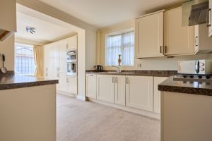 Kitchen/Diner- click for photo gallery